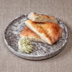 Pane Con Burro All'aglio